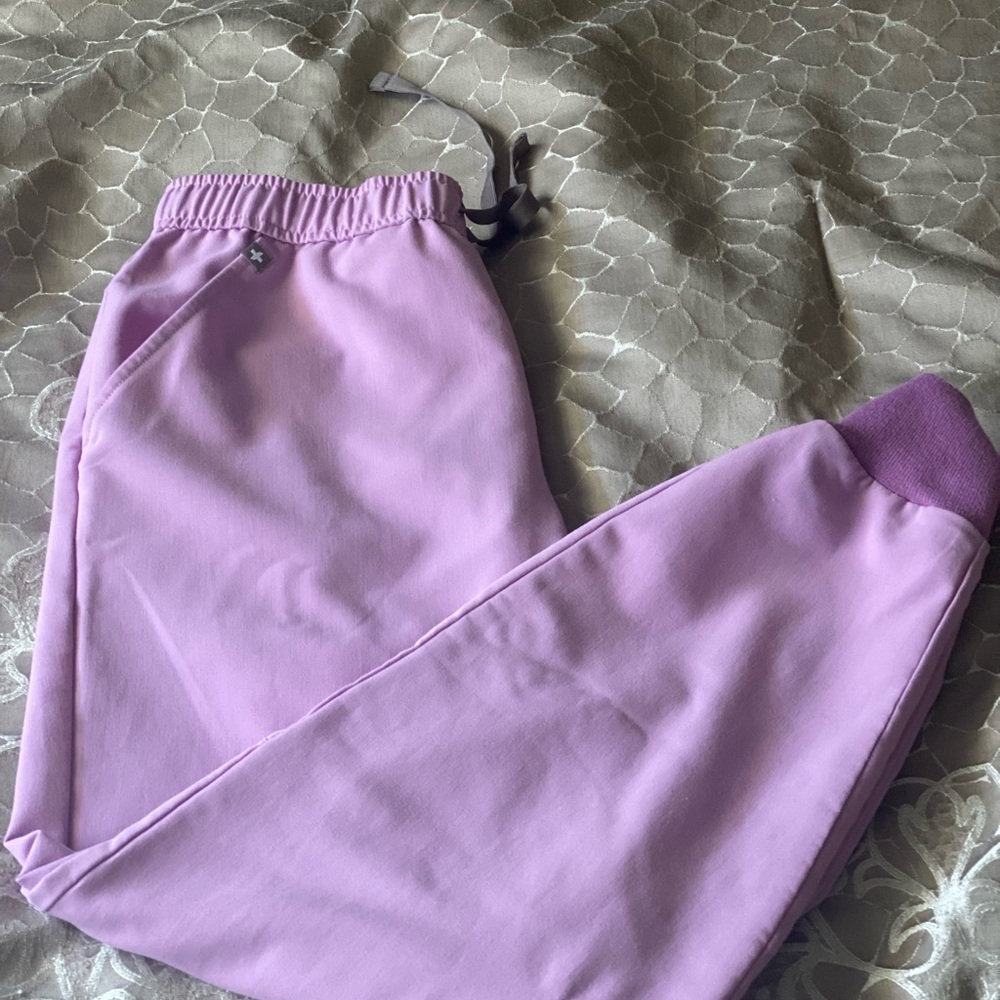 FIG DUSK LIMITED EDITION. Gently worn twice. No tears, marks, stains.